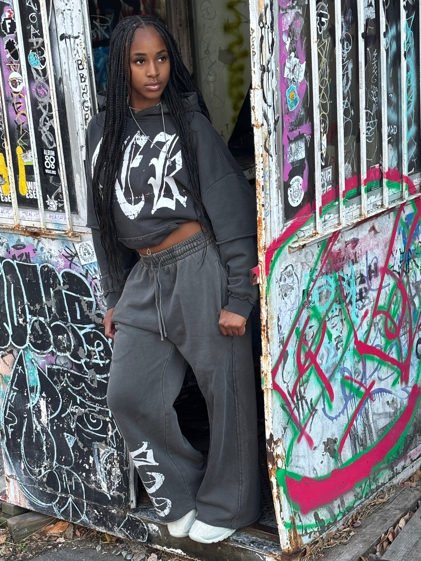 GEK ESSENTIAL HOODIE